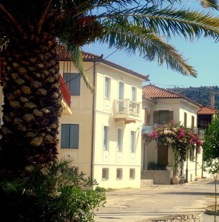 Hotel Argo Galaxidi Exterior photo